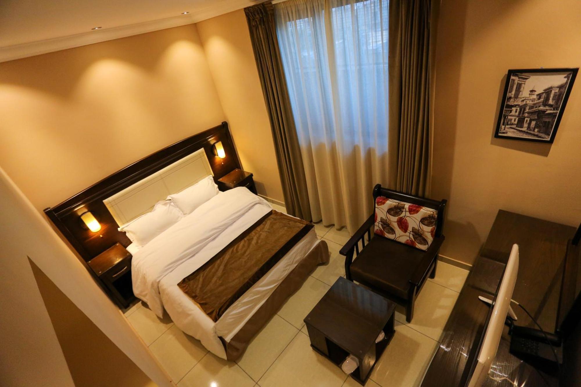 Barada Hotel- فندق بردى Najaf Extérieur photo